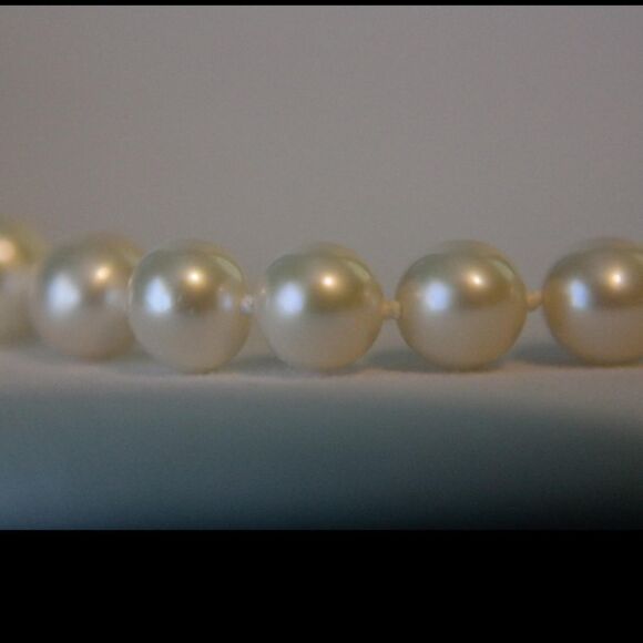 New Genuine White Freshwater Cultured Pearl Necklace Solid 14k Clasp - Picture 6 of 12